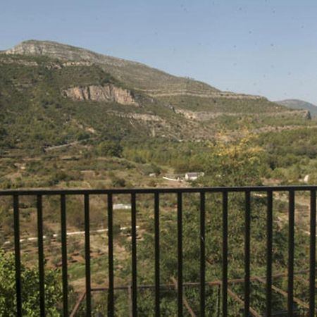Hotel La Piedra Del Mediodia Cirat Esterno foto